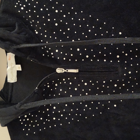 Lounge Wear Set - Picture 3 of 8